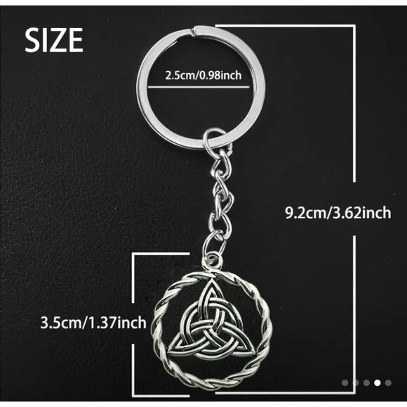 Eternal Celtic Trinity Knot Pendant Keychain - Picture 2 of 5
